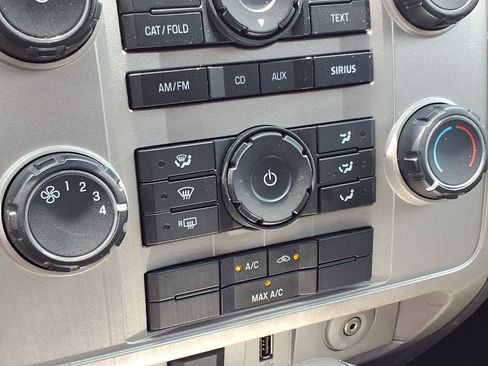 Used 2012 Ford Escape XLT FWD image 22