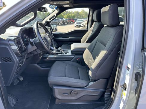 Used 2022 Ford F150 XLT w/ Equipment Group 302A High image 12