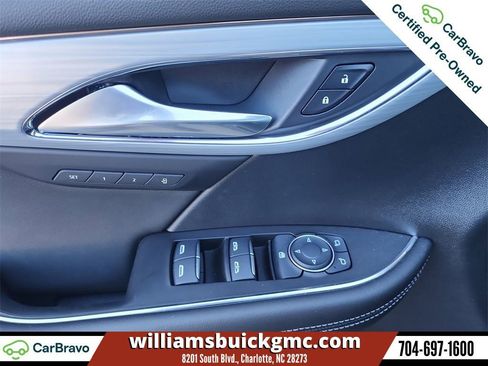 Certified 2025 Buick Envision Avenir image 24