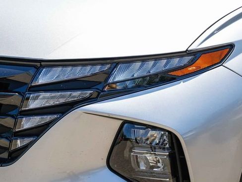 Certified 2023 Hyundai Tucson SEL AWD/4WD image 8