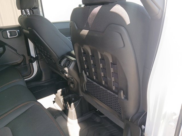 Used 2023 Jeep Gladiator Mojave AWD/4WD image 23