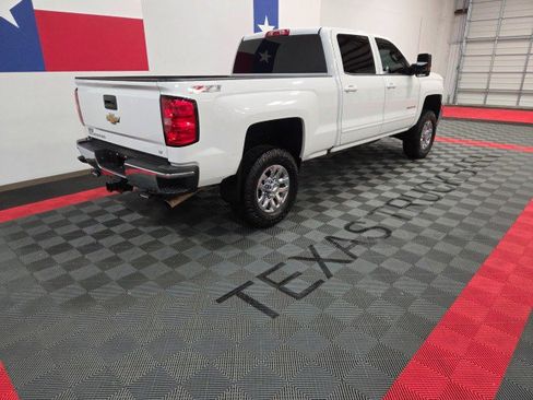 Used 2016 Chevrolet Silverado 2500 LT w/ LT Convenience Package image 18