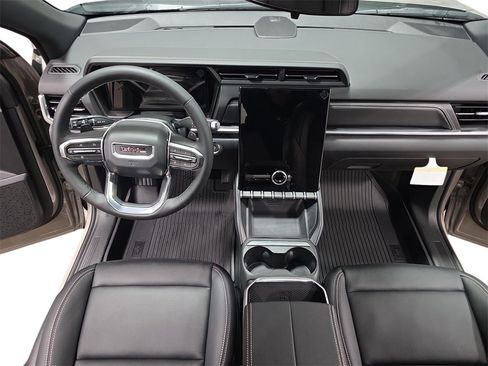 New 2026 GMC Terrain Elevation w/ Elevation Premium Package image 9