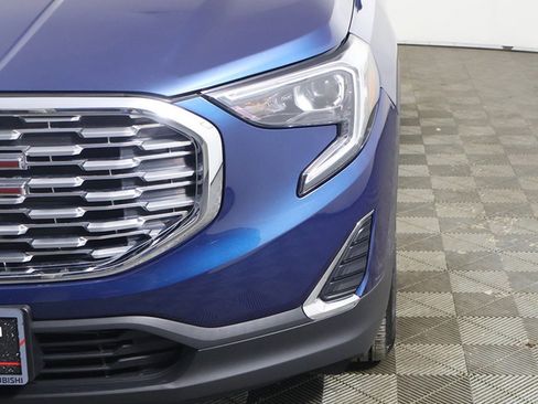 Used 2020 GMC Terrain SLE image 12