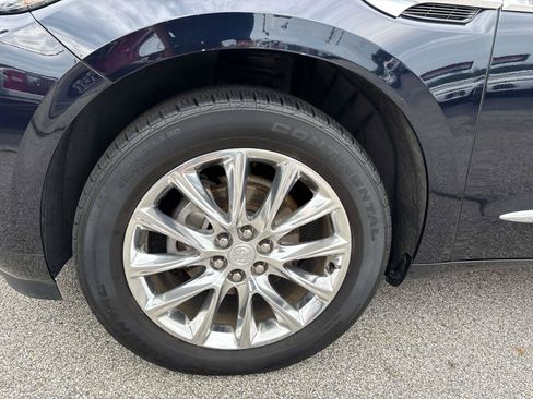 Used 2020 Buick Enclave Essence AWD/4WD image 9