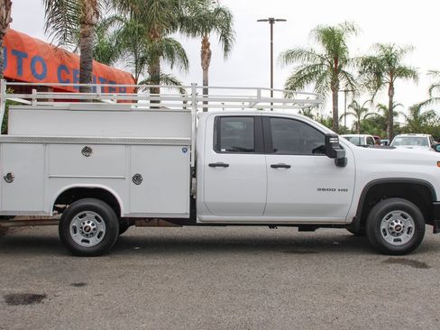 Used 2022 Chevrolet Silverado 3500 W/T w/ WT Fleet Convenience Package image 9
