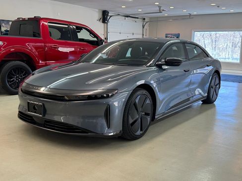 Used 2024 Lucid Air Pure image 1