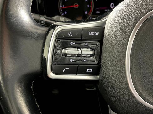 Used 2021 Kia Sorento S FWD image 12