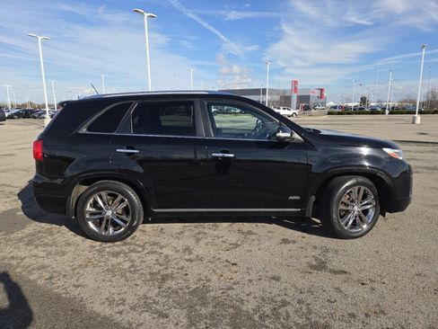 Used 2015 Kia Sorento SX image 19