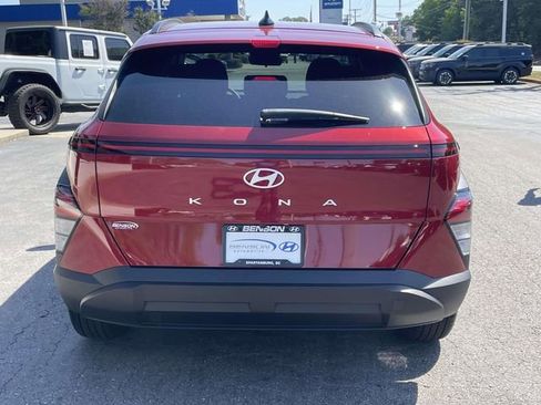 Used 2025 Hyundai Kona SEL FWD image 5