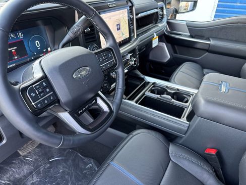 New 2026 Ford F250 Platinum image 9