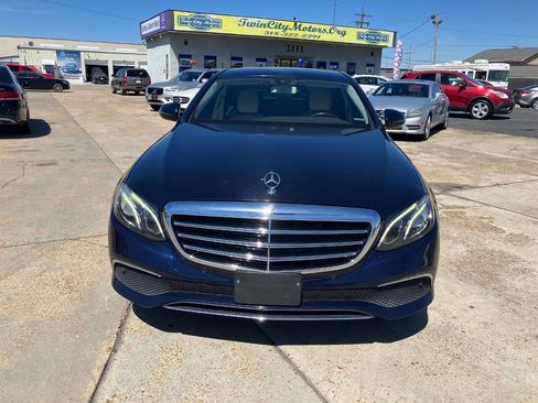 Used 2017 Mercedes-Benz E 300 image 3