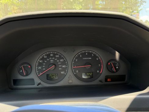 Used 2003 Volvo S60 2.4 FWD image 24