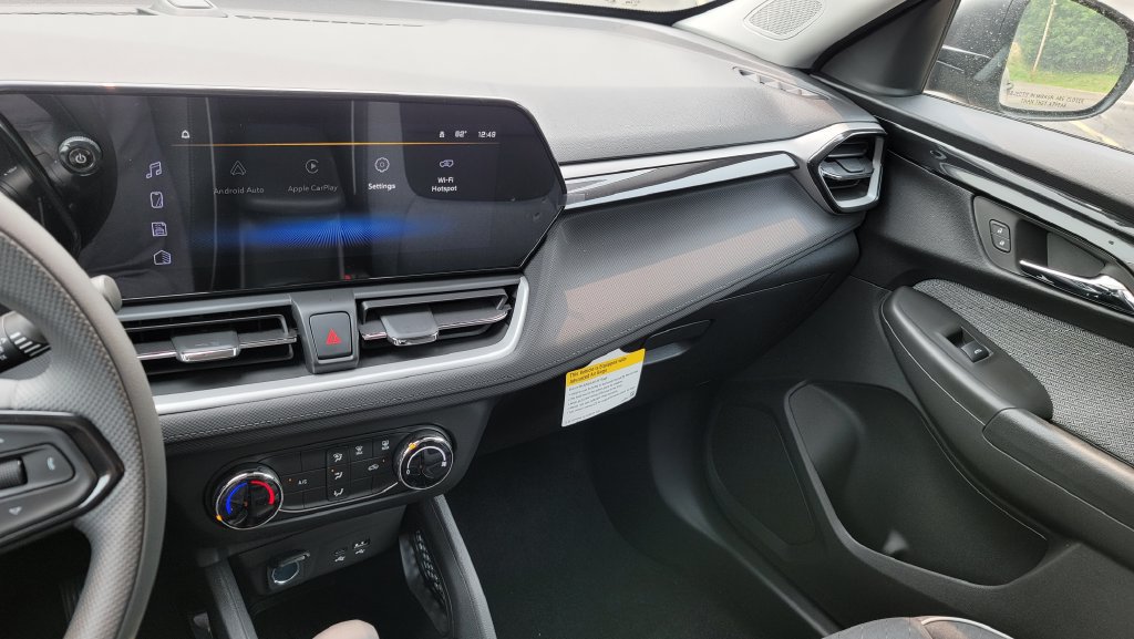 New 2026 Chevrolet TrailBlazer LS w/ LS Convenience Package FWD image 21
