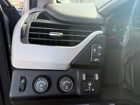 Used 2019 GMC Yukon SLT w/ Open Road Package image 13