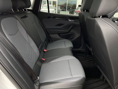 New 2026 Volkswagen Tiguan SE R-Line image 31