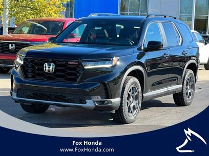 New 2025 Honda Pilot TrailSport