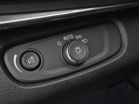 New 2026 Buick Envista Sport Touring w/ Convenience I Package FWD image 9