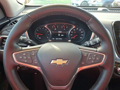 Used 2023 Chevrolet Equinox Premier FWD image 19