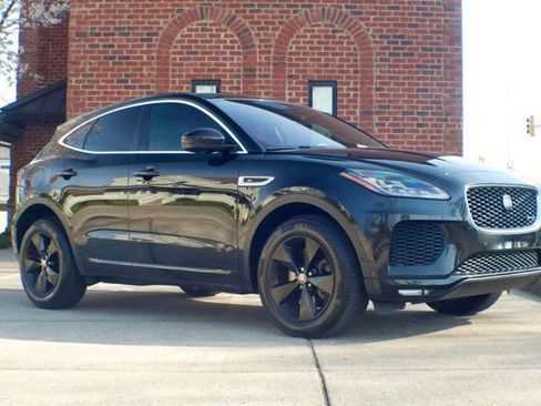 Used 2018 Jaguar E-PACE R-Dynamic S image 3