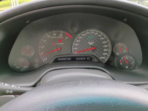 Used 2001 Chevrolet Corvette Z06 w/ Memory Pkg RWD image 36