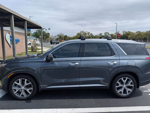 Used 2021 Hyundai Palisade SEL w/ Premium Package image 2