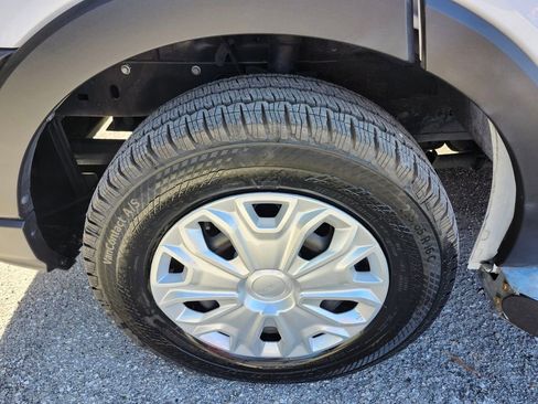 Used 2024 Ford Transit 250 Low Roof w/ Exterior Upgrade Package image 16