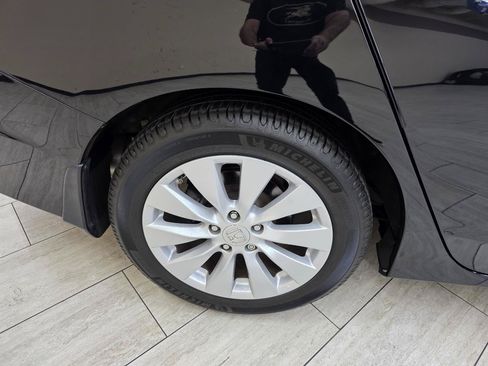 Used 2014 Honda Accord Touring image 39