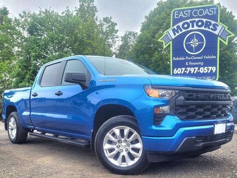 Used 2024 Chevrolet Silverado 1500 Custom AWD/4WD image 1
