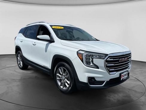 Used 2024 GMC Terrain SLT AWD/4WD image 10