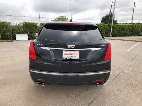 Used 2019 Cadillac XT5 FWD image 6