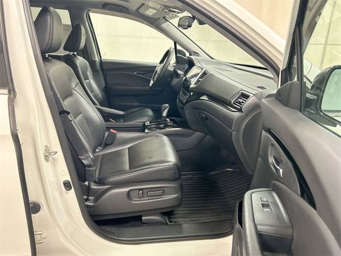 Used 2017 Honda Ridgeline RTL-E image 24