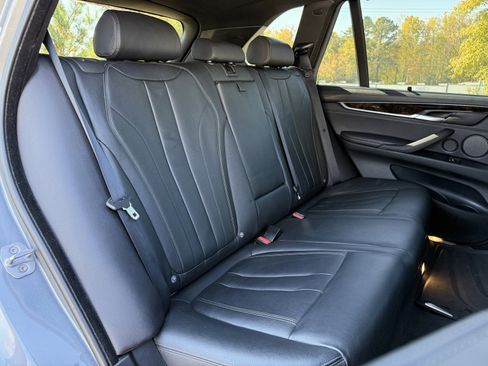 Used 2018 BMW X5 xDrive50i w/ Executive Package image 44