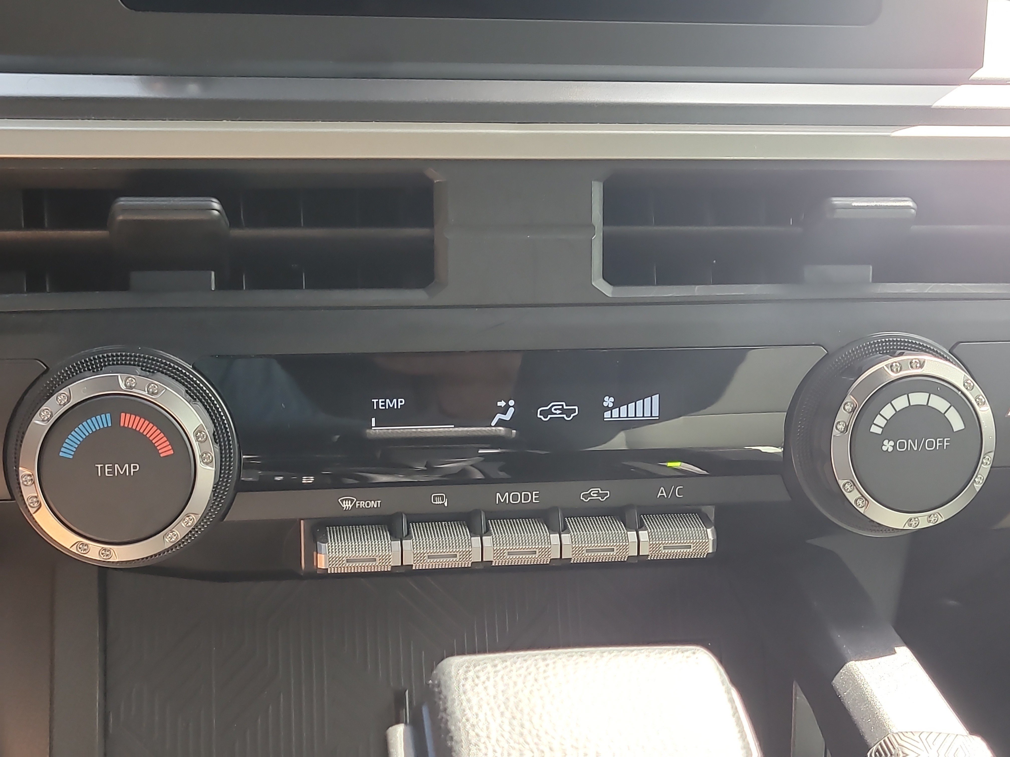 Used 2025 Toyota Tacoma SR5 RWD image 24