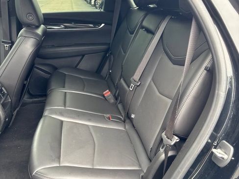 Used 2021 Cadillac XT5 Premium Luxury FWD image 12