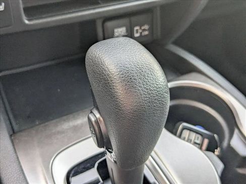 Certified 2019 Honda Pilot EX image 12