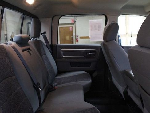 Used 2019 RAM 1500 Big Horn AWD/4WD image 12