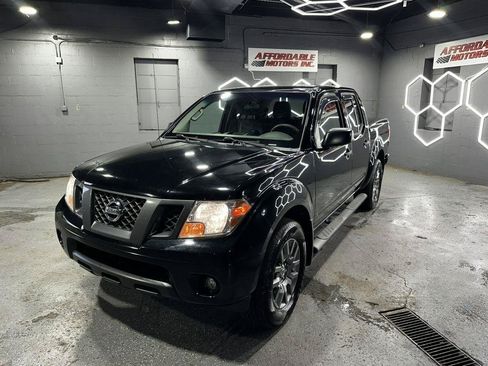 Used 2012 Nissan Frontier SV w/ Sport Appearance Pkg AWD/4WD image 1