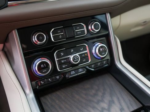 Used 2023 GMC Yukon XL Denali w/ LPO, Floor Liner Package image 23