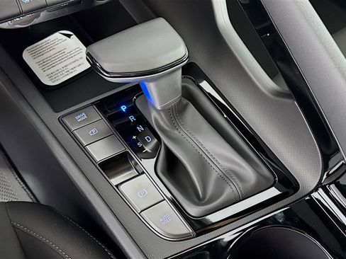 New 2026 Hyundai Elantra SEL Sport FWD image 18
