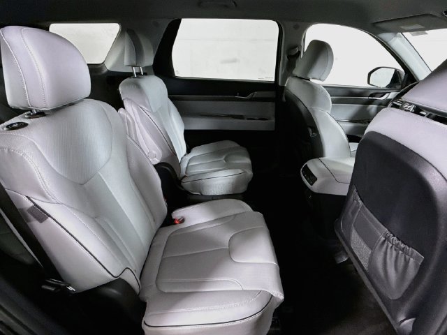 Certified 2025 Hyundai Palisade SEL AWD/4WD image 27
