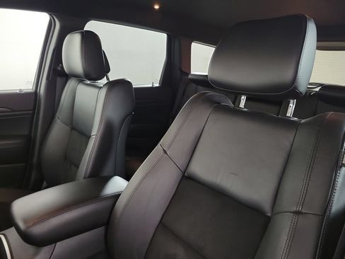 Used 2018 Jeep Grand Cherokee Altitude AWD/4WD image 18