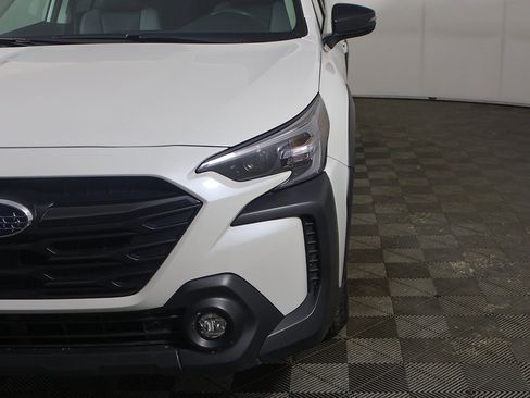 Used 2025 Subaru Outback Onyx Edition image 15