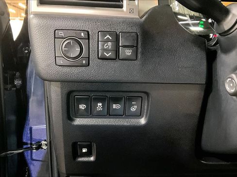 Used 2023 Lexus GX 460 Premium w/ Premium Plus Package AWD/4WD image 35