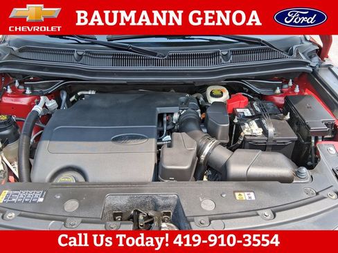 Used 2017 Ford Explorer XLT w/ Equipment Group 202A AWD/4WD image 30