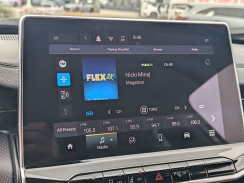 Used 2025 Jeep Compass Trailhawk image 23