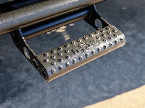 Used 2020 Jeep Gladiator Overland w/ Safety Group image 10