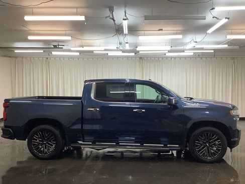 Used 2022 Chevrolet Silverado 1500 High Country w/ Safety Package II image 5