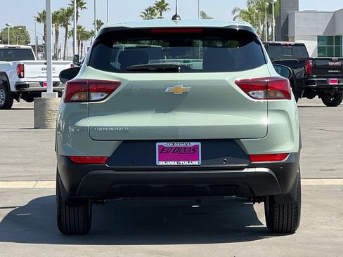 Used 2026 Chevrolet TrailBlazer LS w/ LS Convenience Package FWD image 6