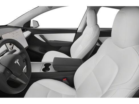 Used 2022 Tesla Model Y Long Range image 8